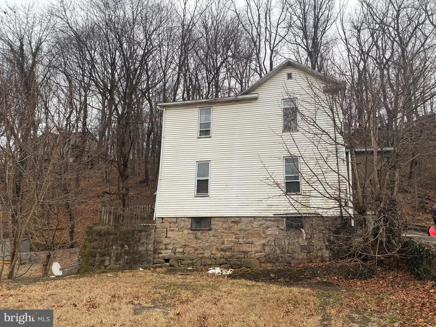 107 Oakview Drive photo 20