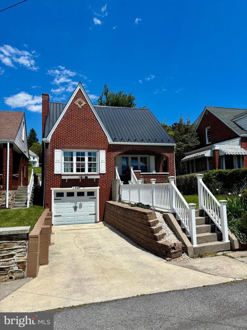 126 Washington Street, Frostburg