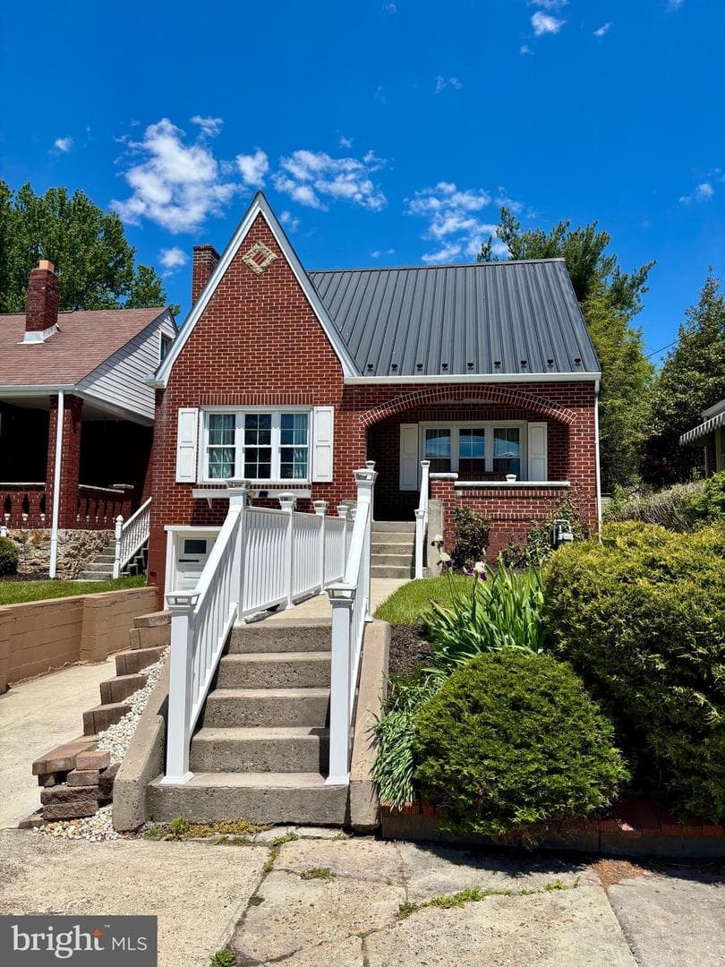 126 Washington Street, Frostburg
