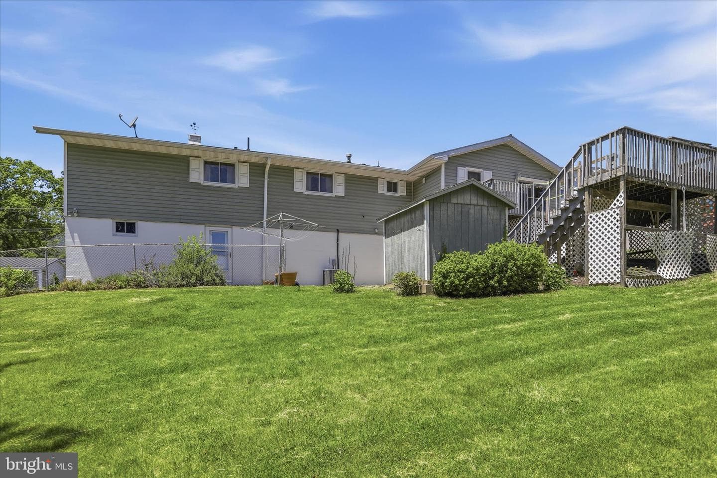 15604 Harvest Drive SW photo 39