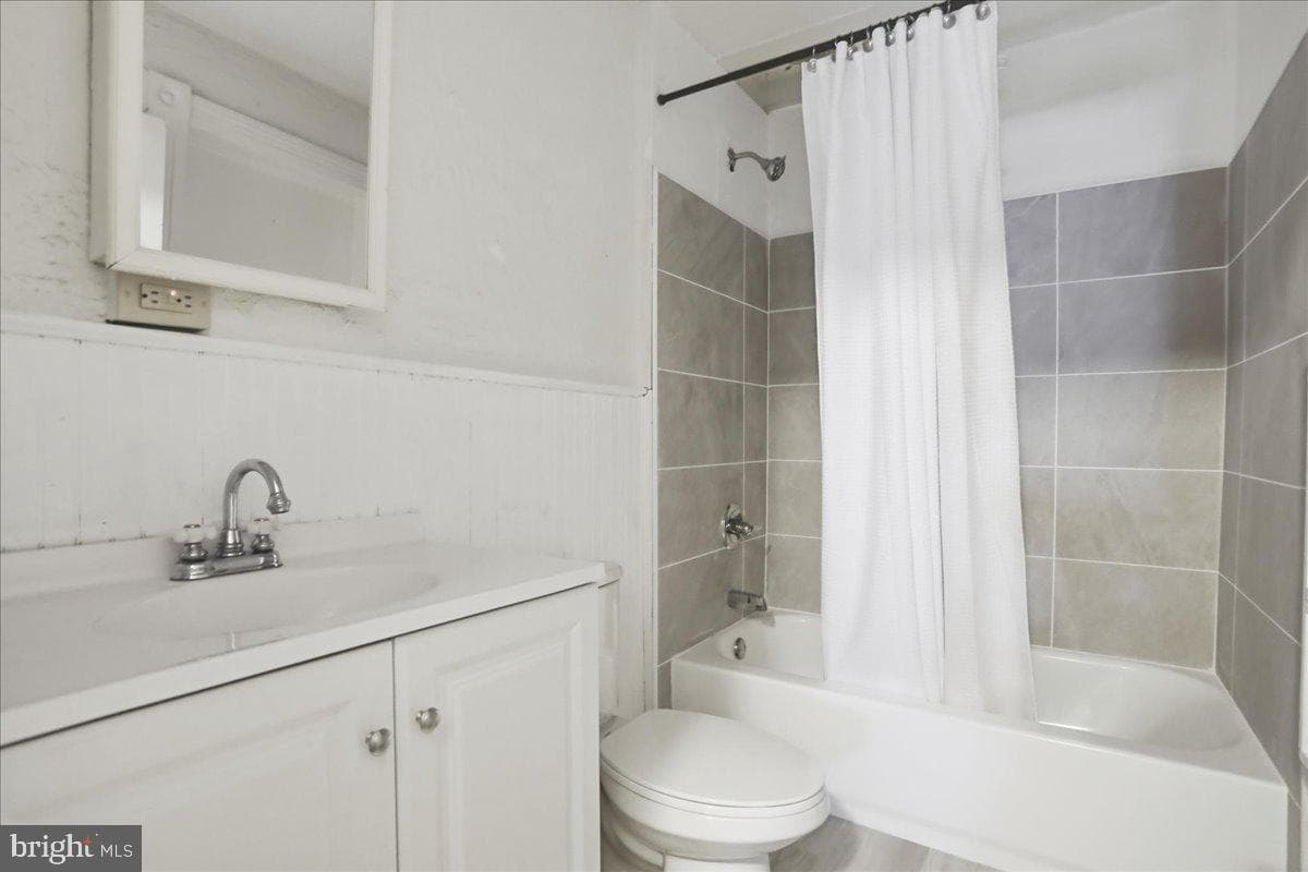185 Bowery Extd Street photo 19