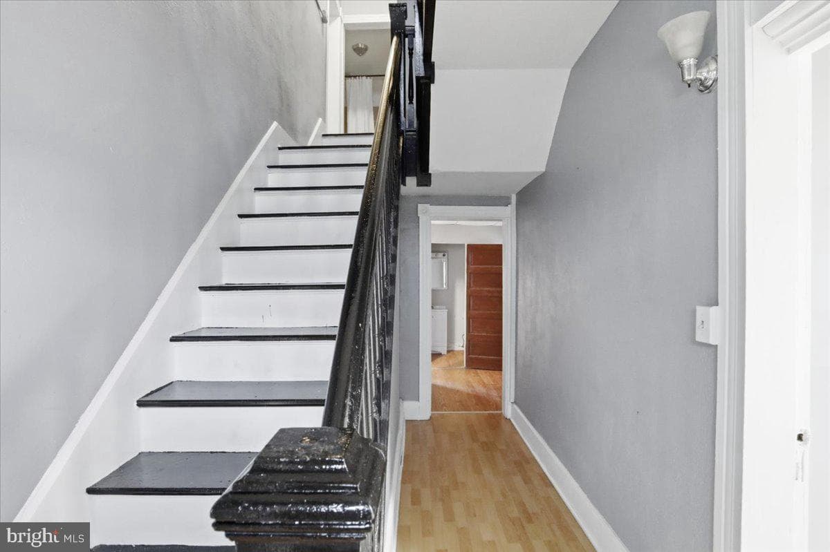 185 Bowery Extd Street photo 3
