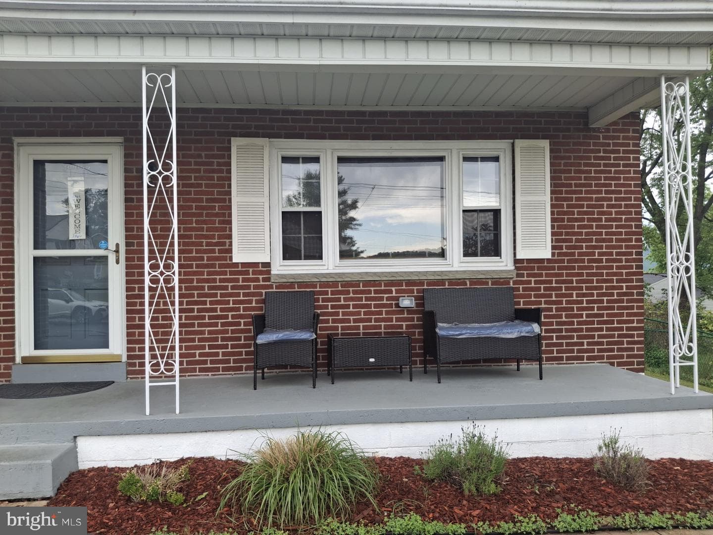 40 Memorial Avenue photo 6