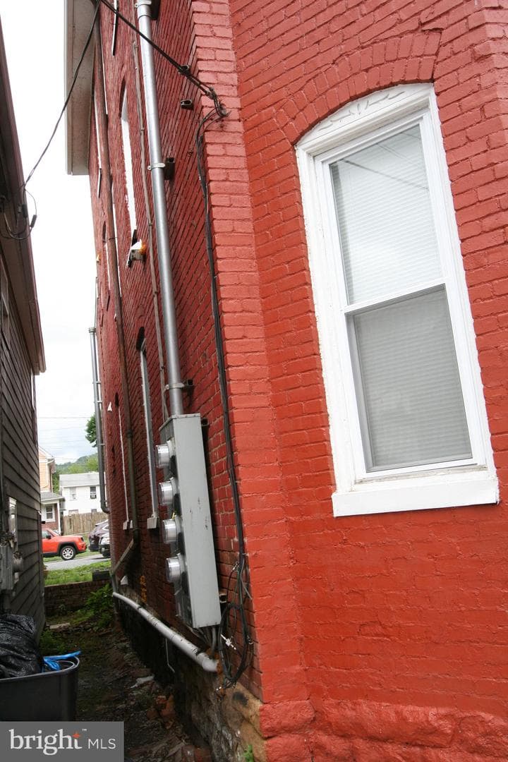 236 Glenn Street photo 109