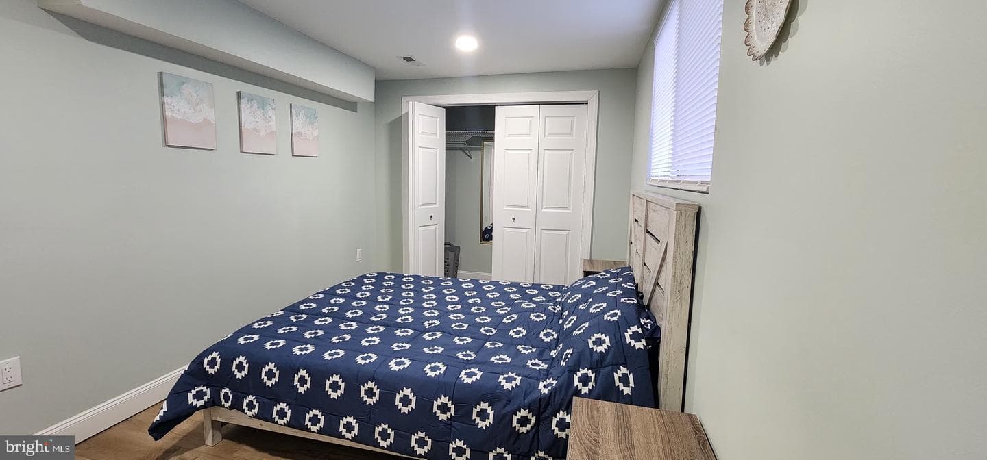 236 Glenn Street photo 24
