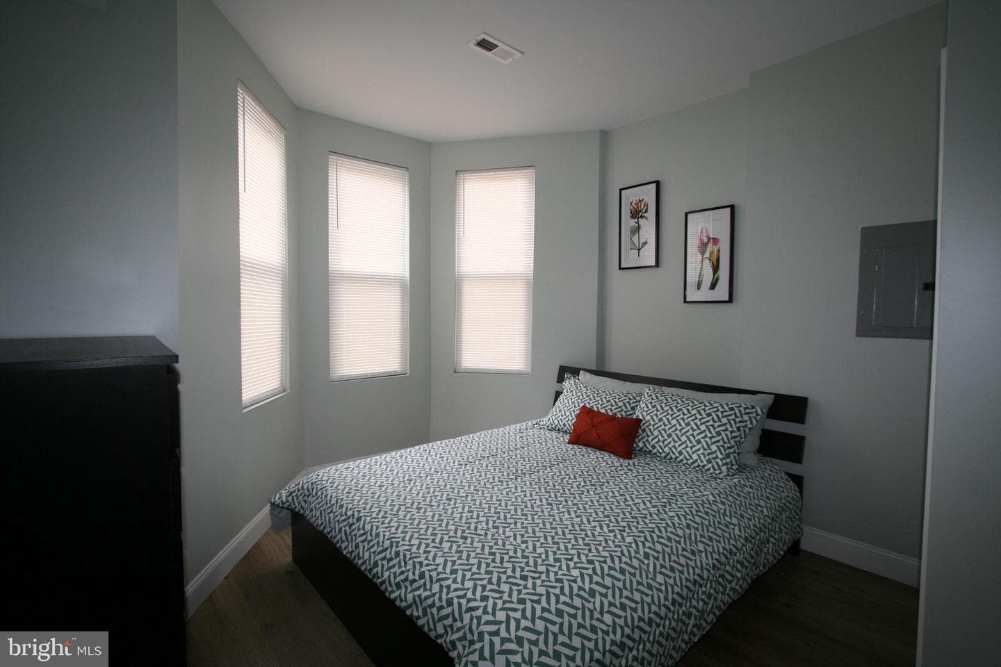 236 Glenn Street photo 50