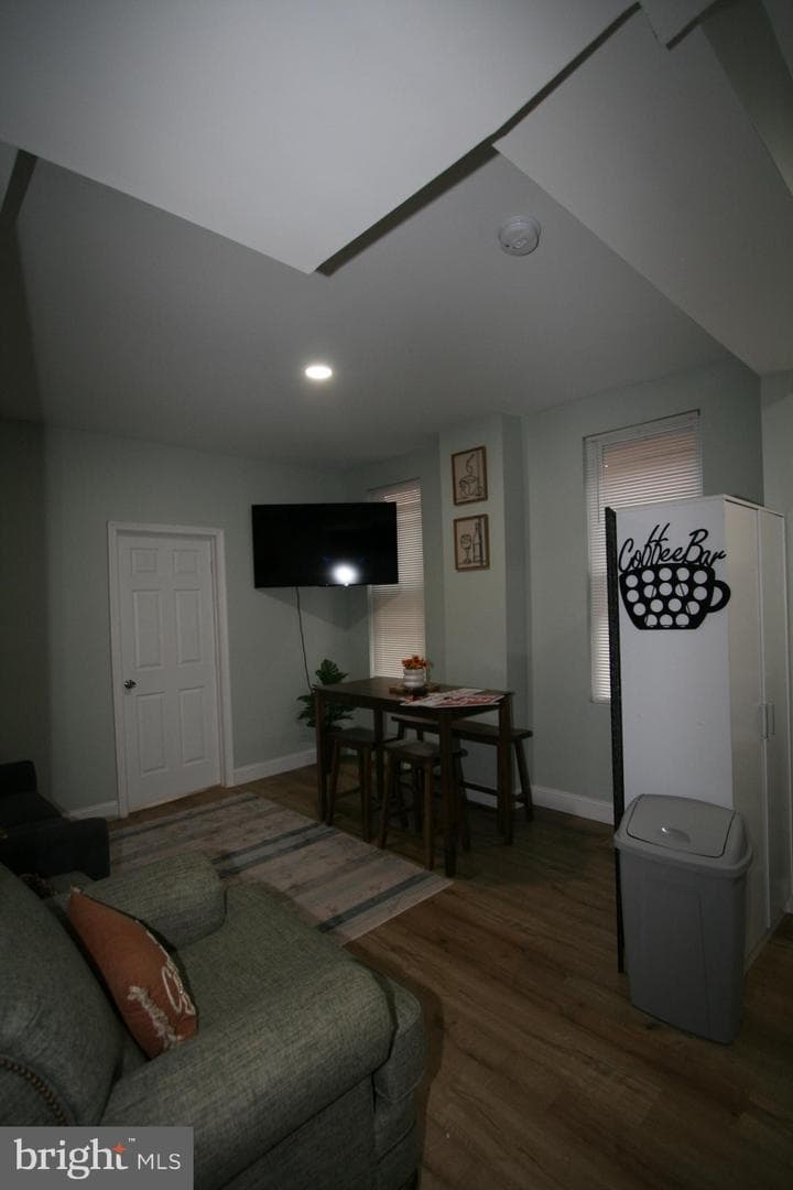236 Glenn Street photo 52