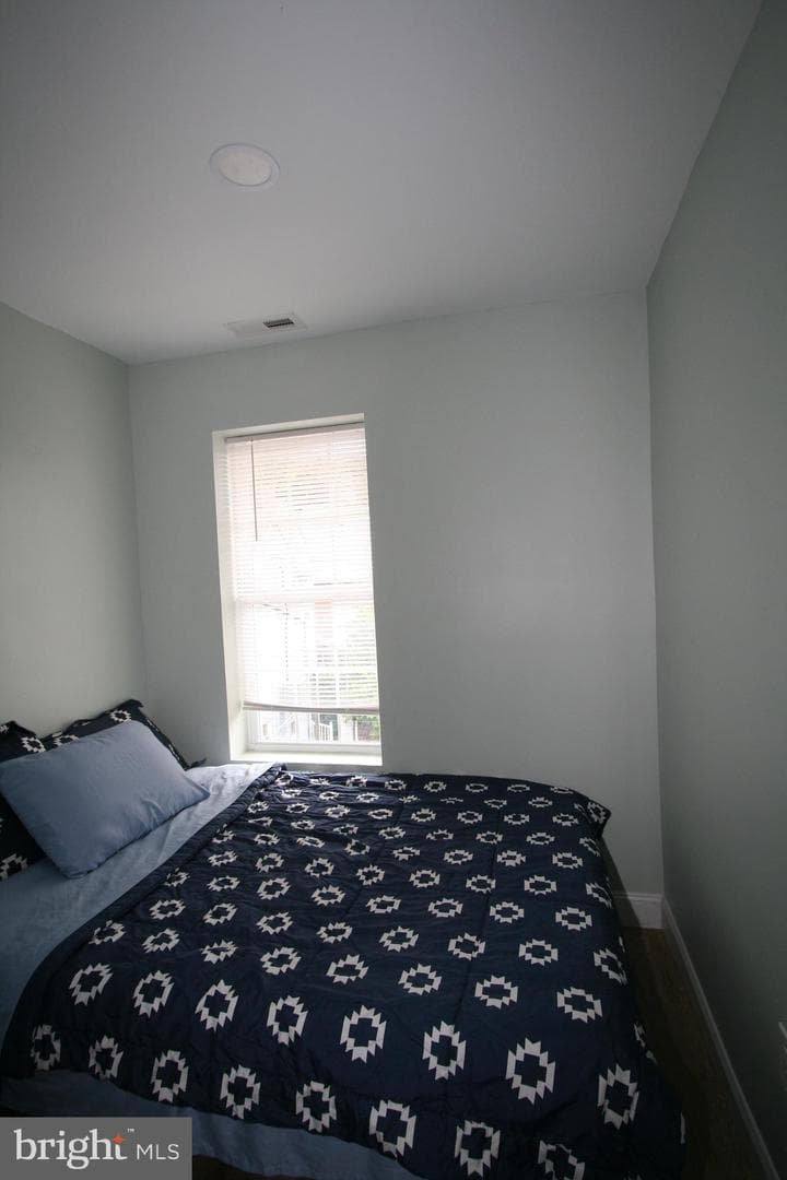 236 Glenn Street photo 89