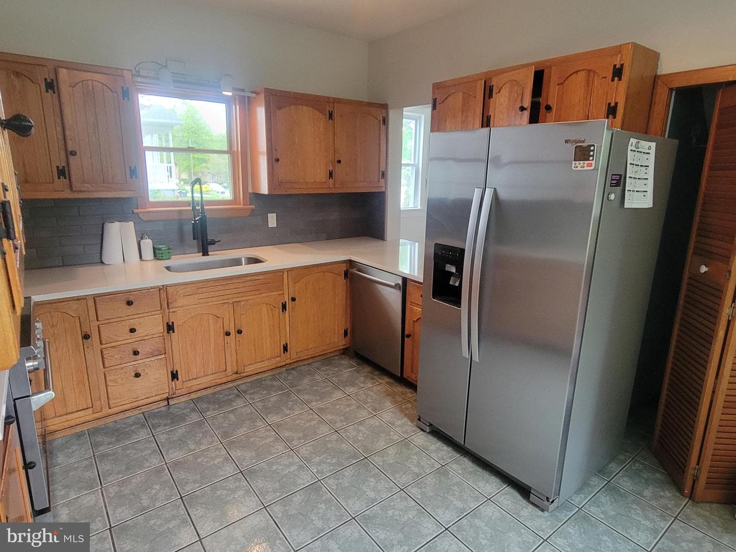 91 Pine Street photo 16