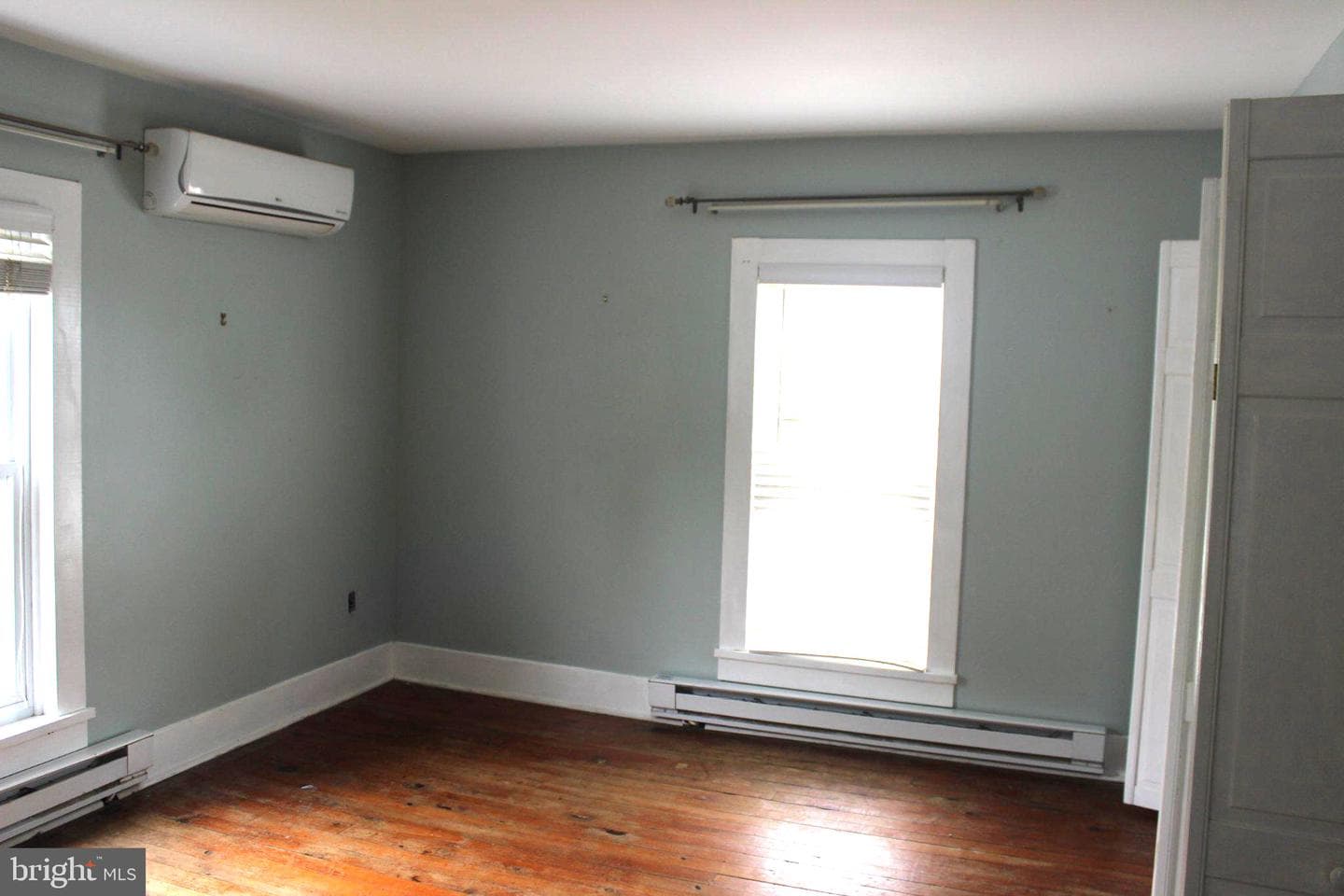 91 Pine Street photo 28