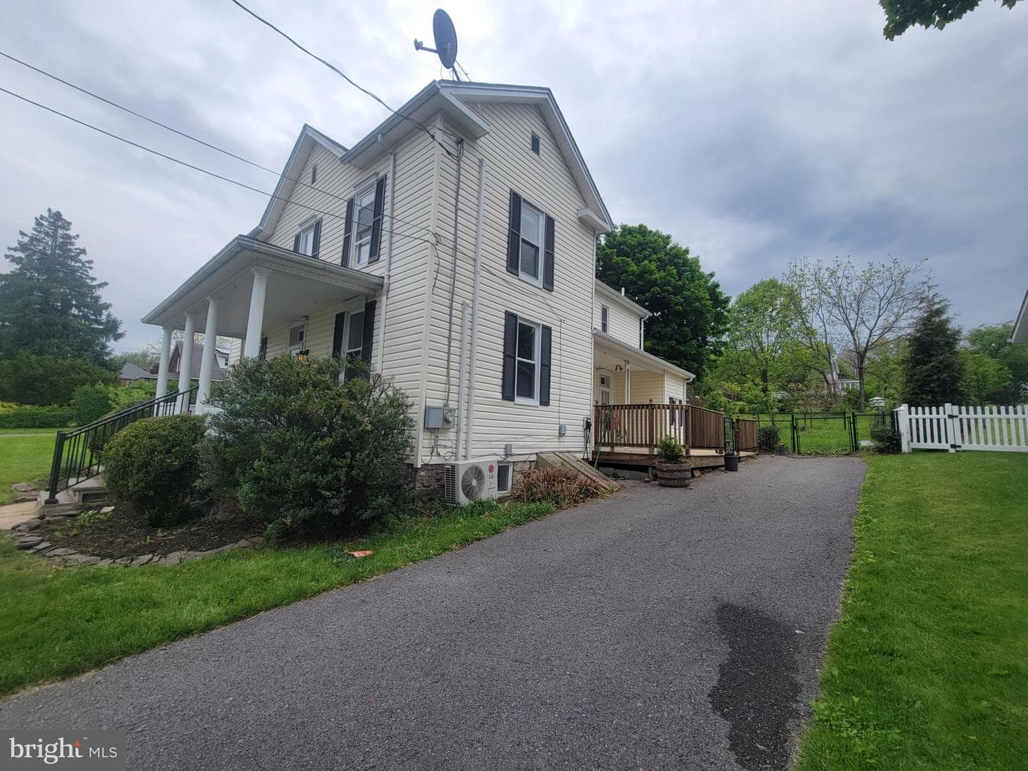 91 Pine Street photo 3