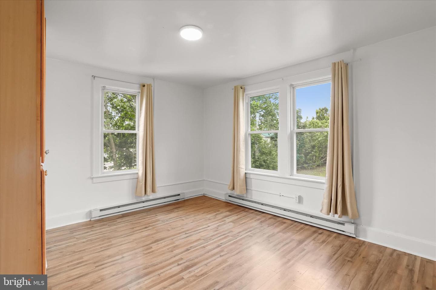 167 Maple Street photo 29