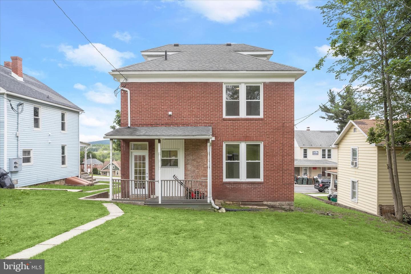 167 Maple Street photo 65