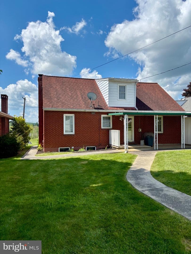 174 Washington Street photo 32