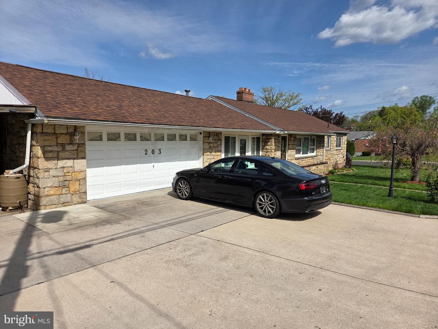 203 Wempe Drive photo 4