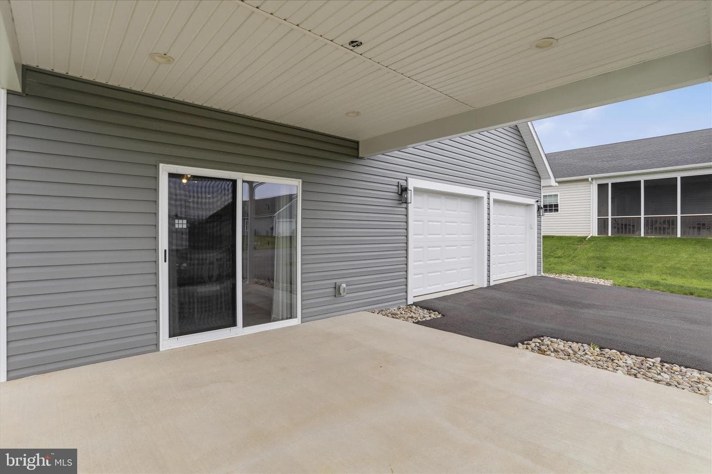 201 Moonlight Drive photo 31