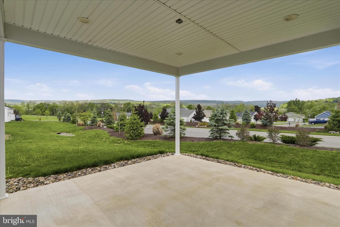 201 Moonlight Drive photo 33