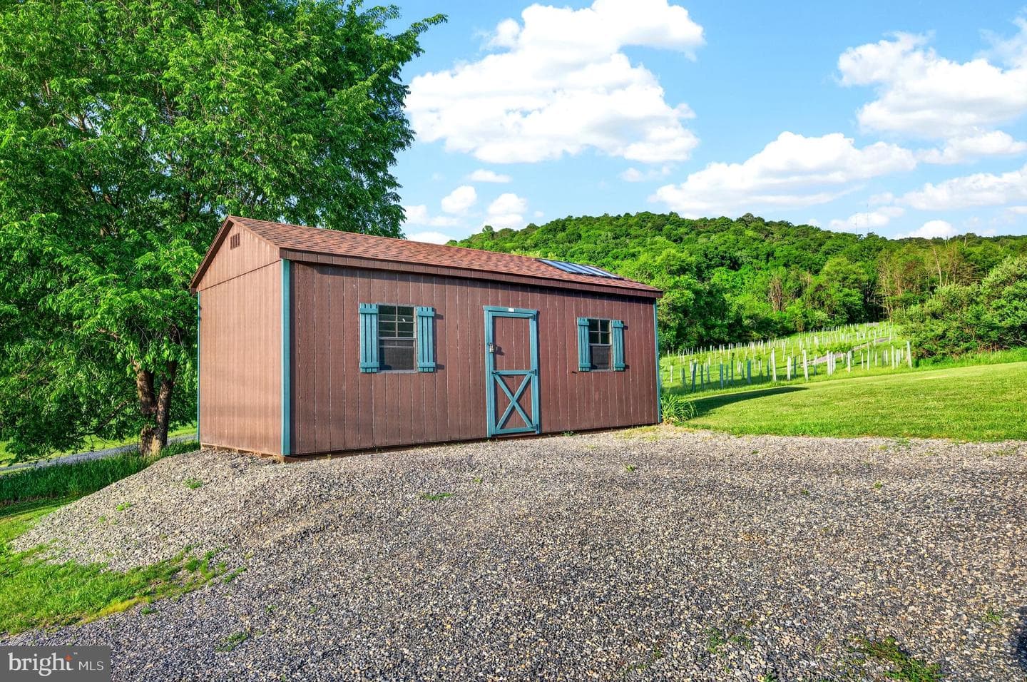 13400 Pleasant Valley Road photo 30