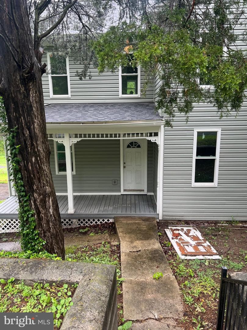 1034 Shades Lane, Cumberland