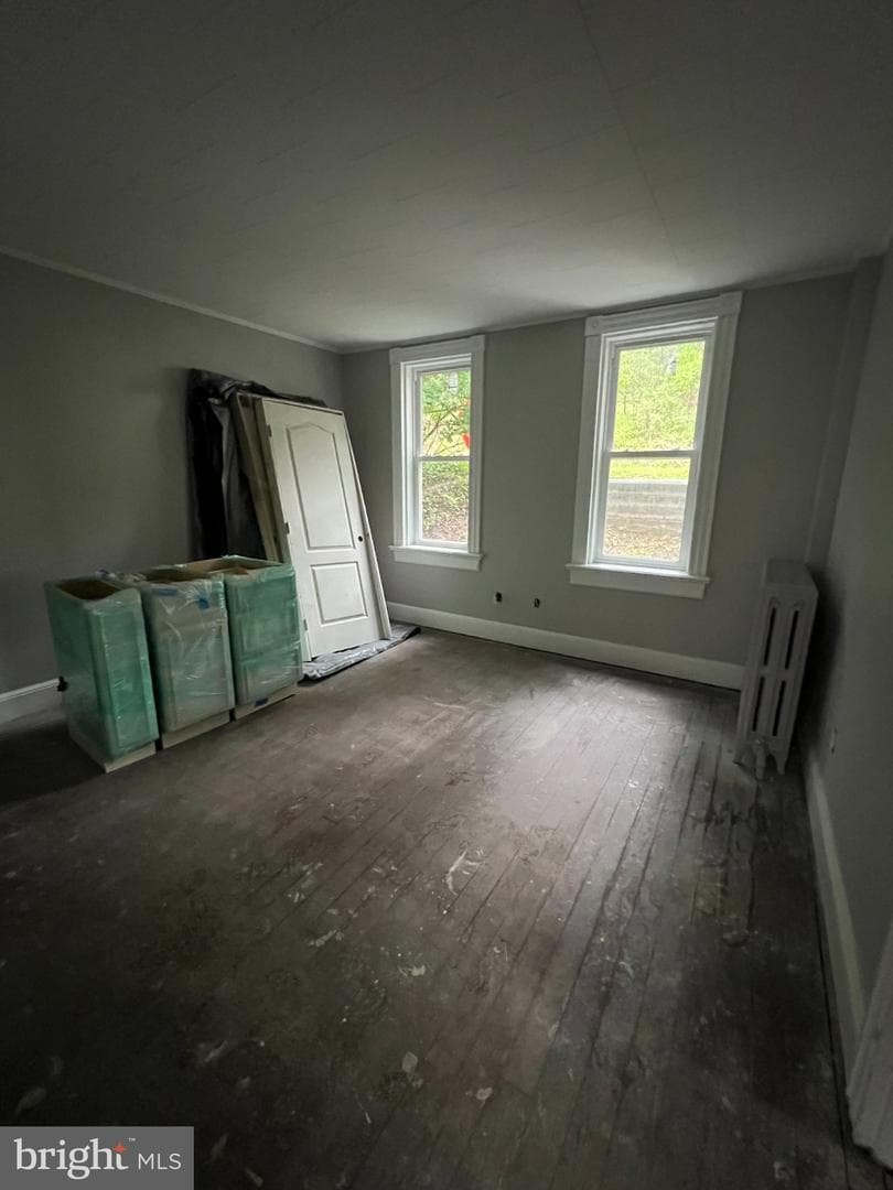 1034 Shades Lane photo 14