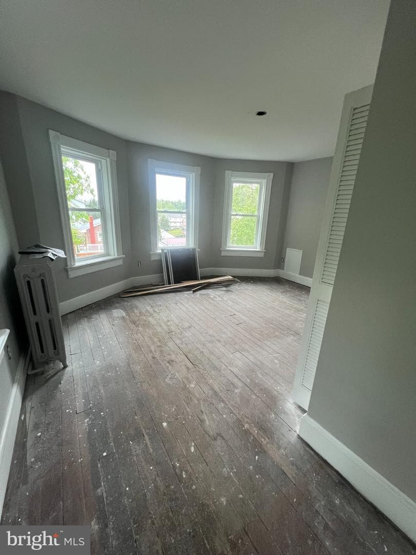 1034 Shades Lane photo 21