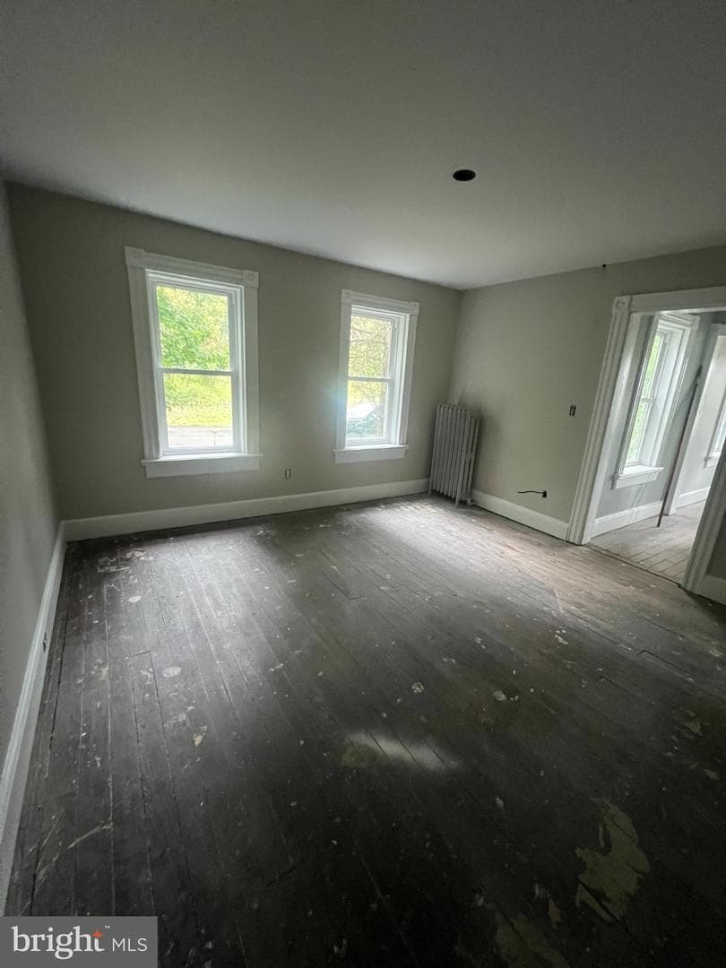 1034 Shades Lane photo 25