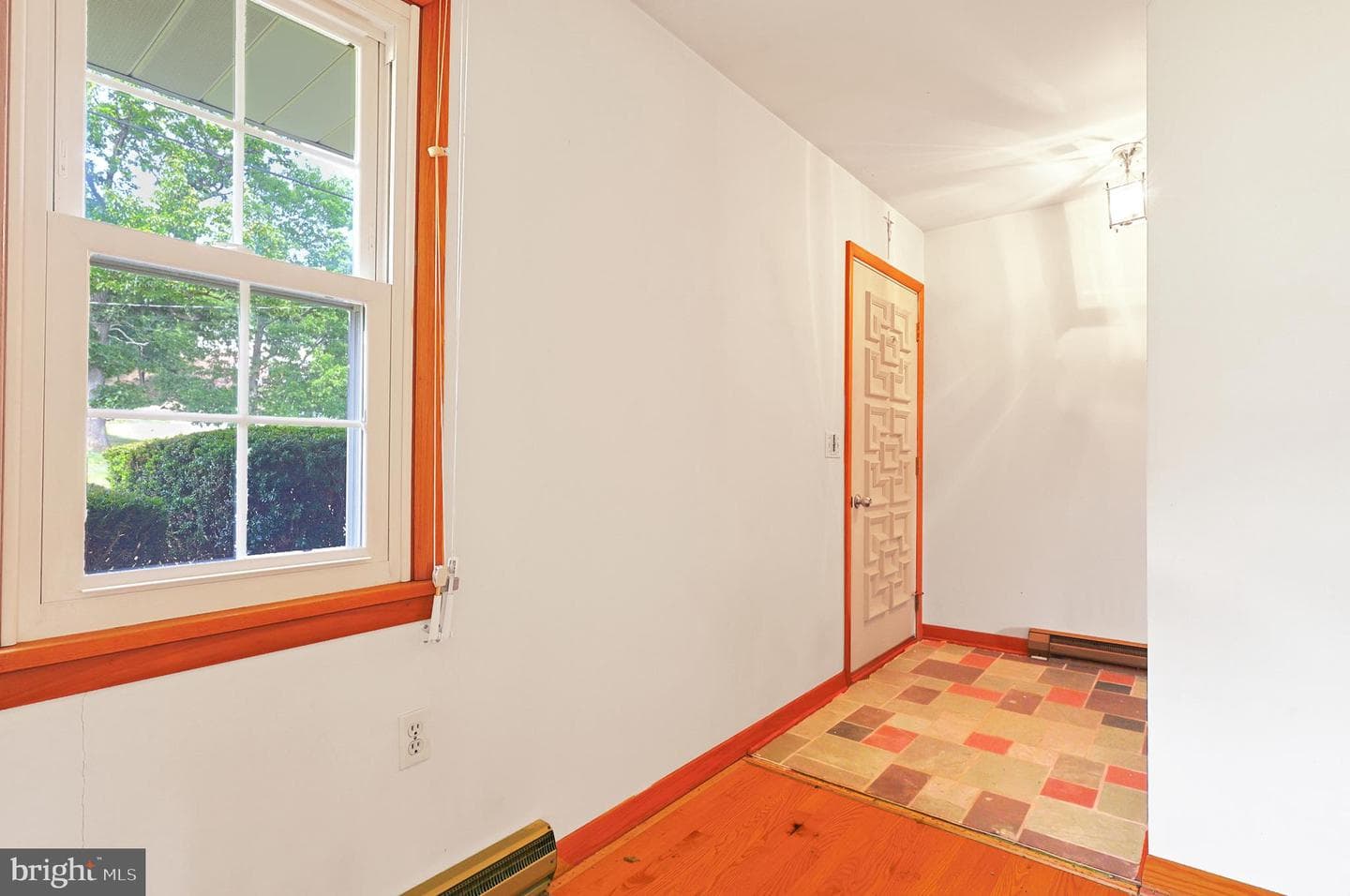 203 Marsh Avenue photo 12