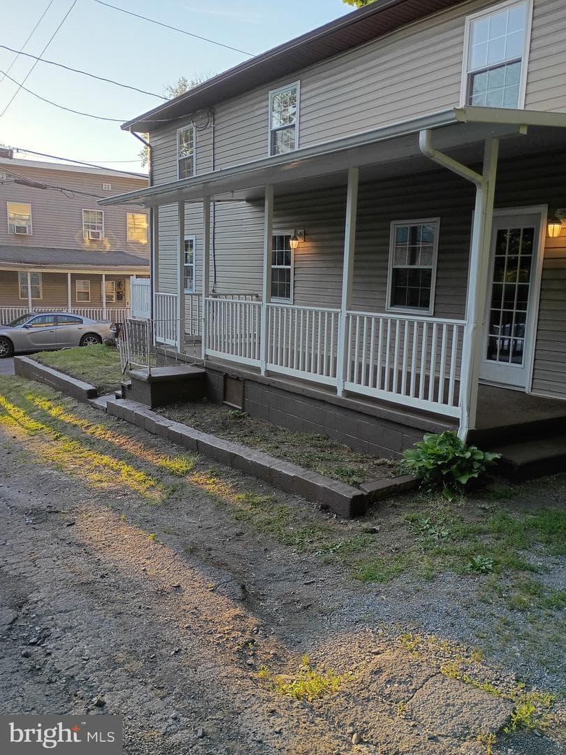 652 Baker Street, Cumberland
