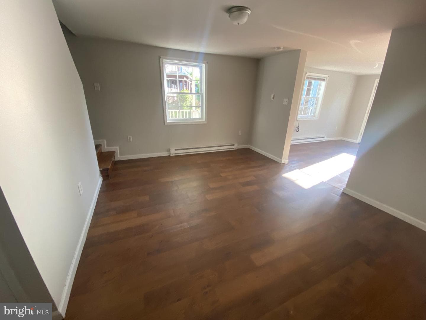 652 Baker Street photo 13