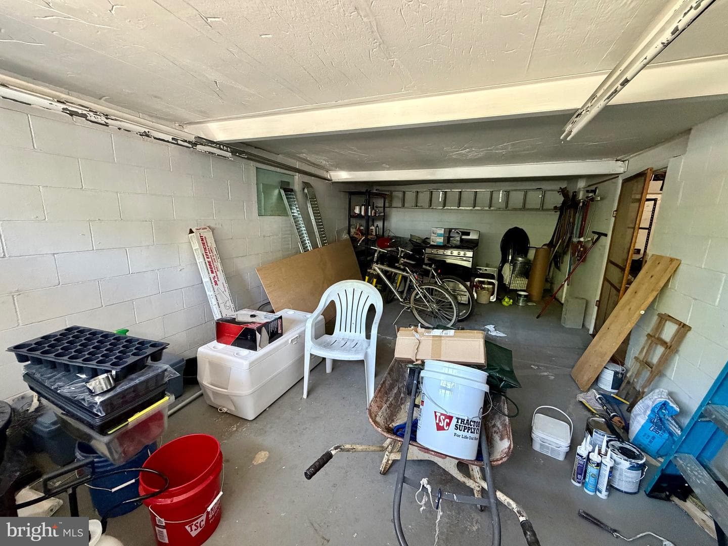 27 Moran Avenue photo 34