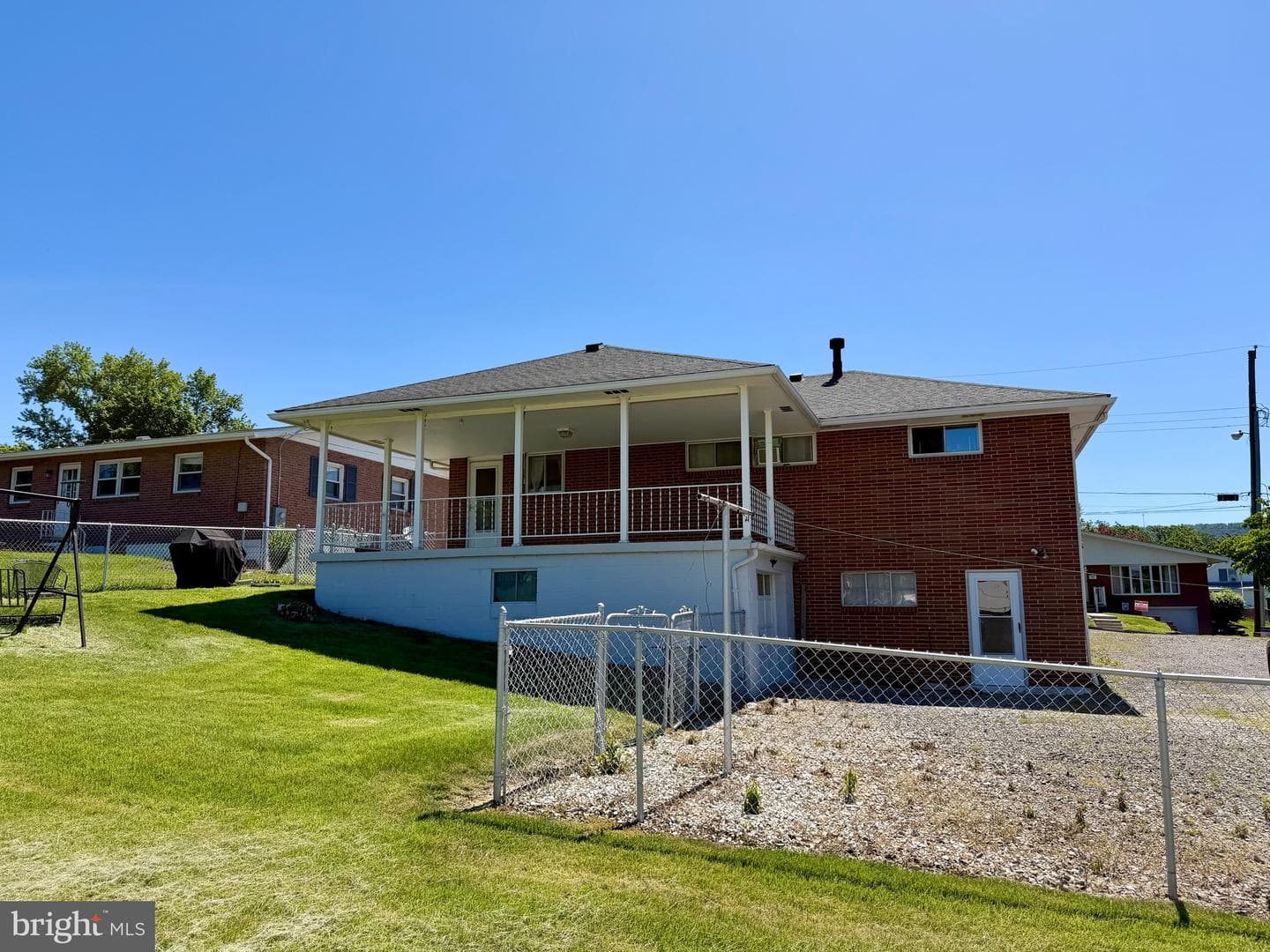 27 Moran Avenue photo 39