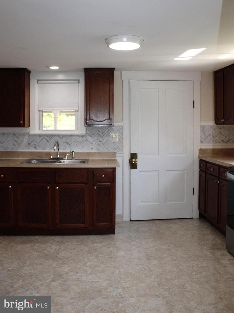 514 Baltimore Avenue photo 44