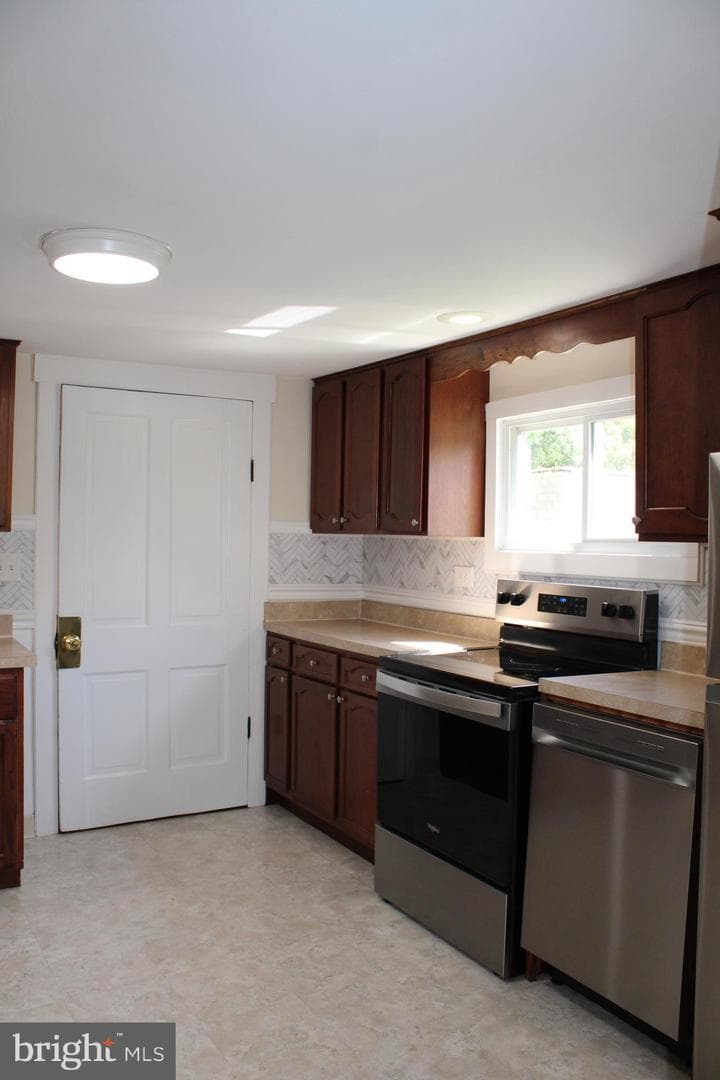 514 Baltimore Avenue photo 46