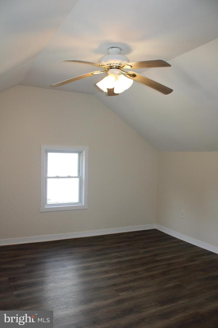 514 Baltimore Avenue photo 55