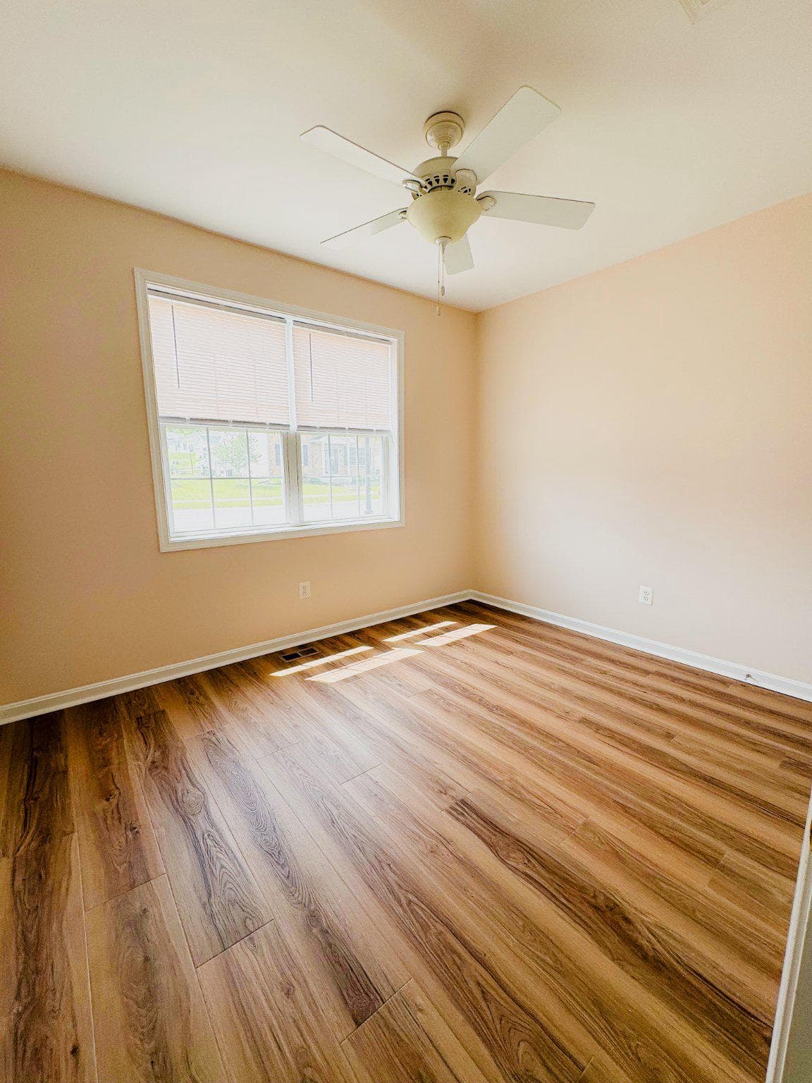 105 Heartwood Drive photo 16