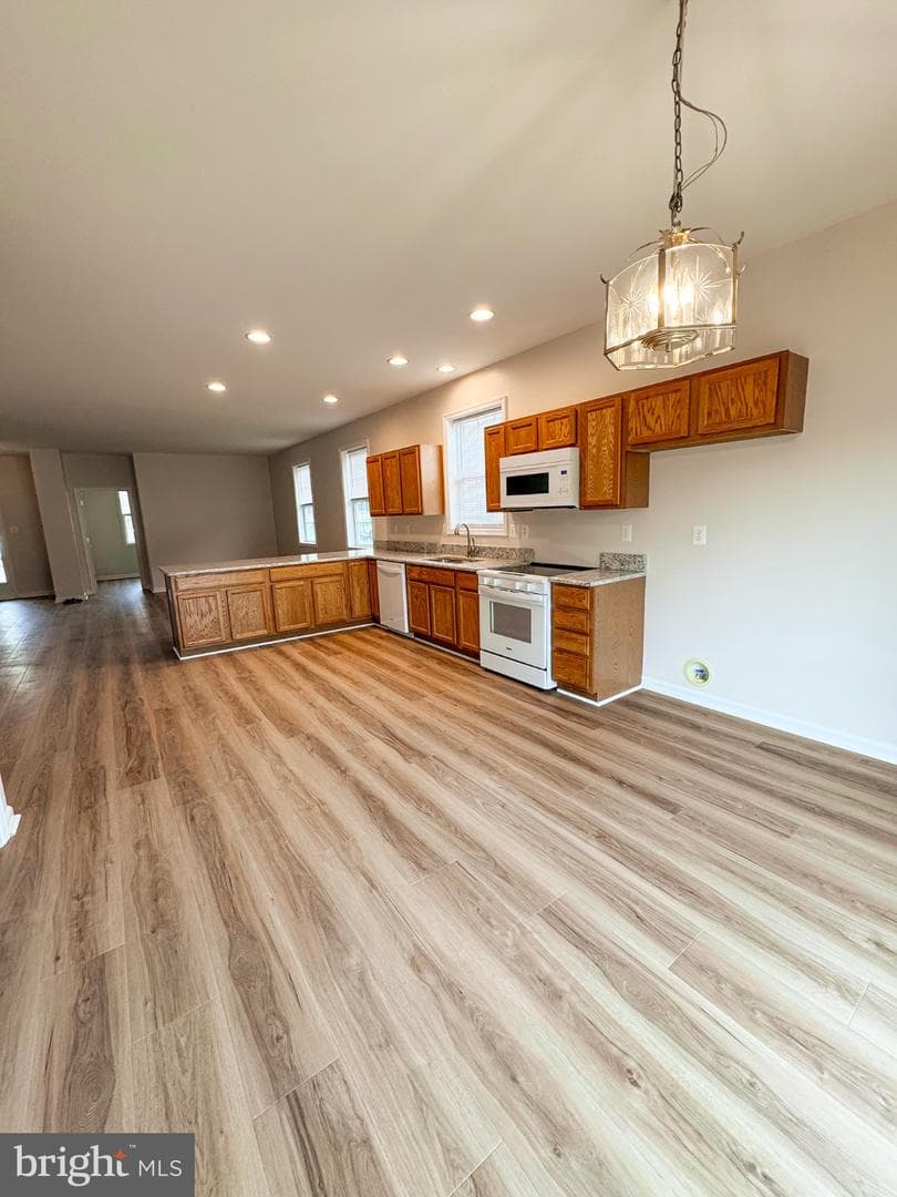 105 Heartwood Drive photo 6