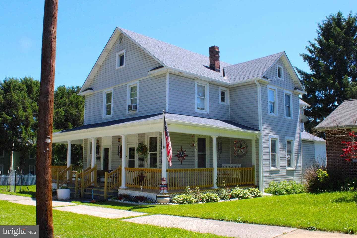 215-217 E Offutt Street photo 3