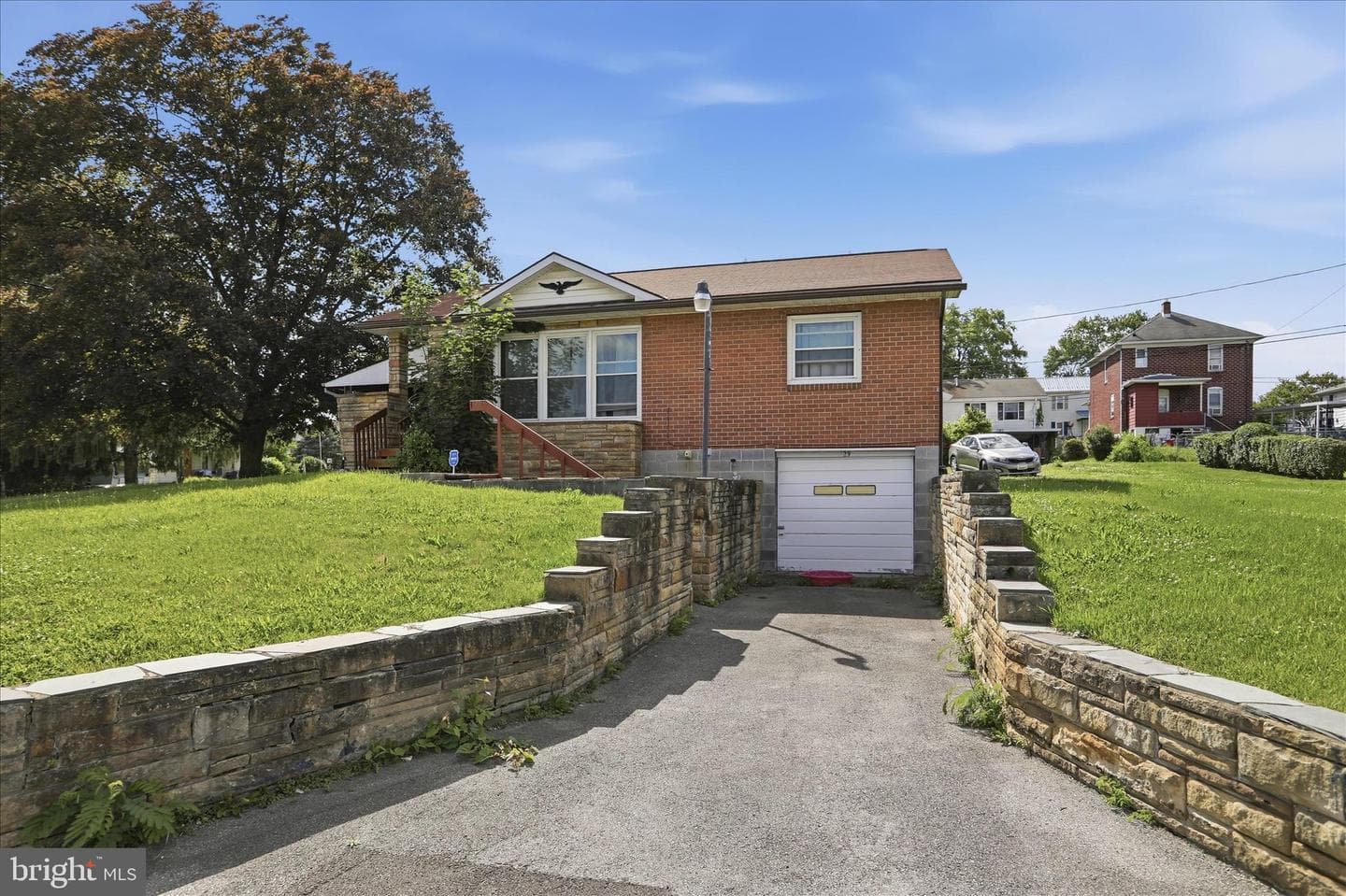 129 Gleason Street photo 3