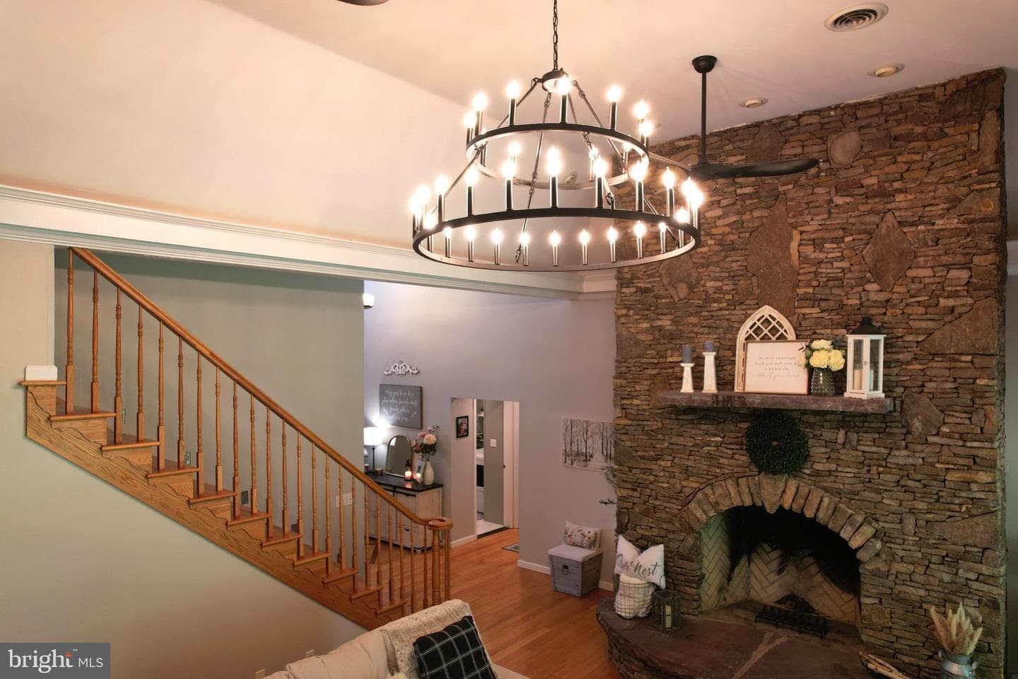 206 Pinecrest Drive photo 8