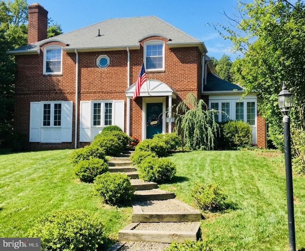 833 Buckingham Road photo 1