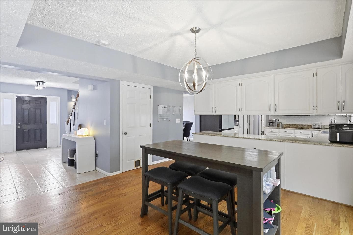 325 Francis Court photo 22
