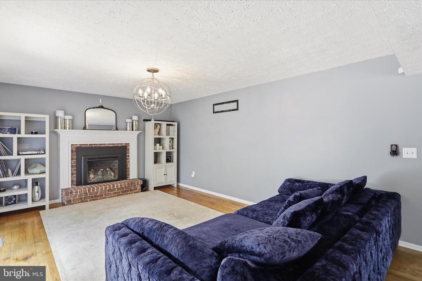 325 Francis Court photo 24
