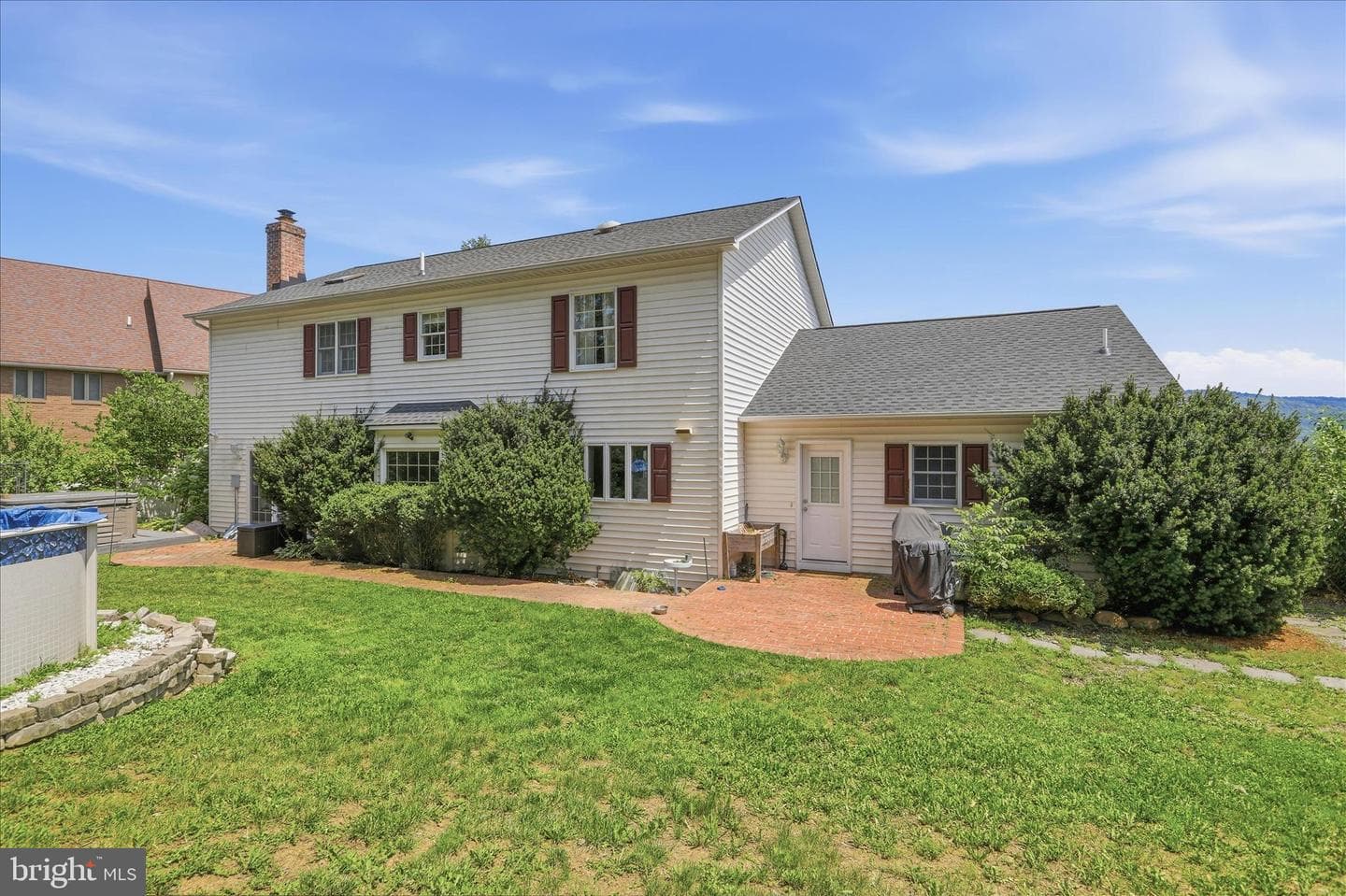 325 Francis Court photo 49