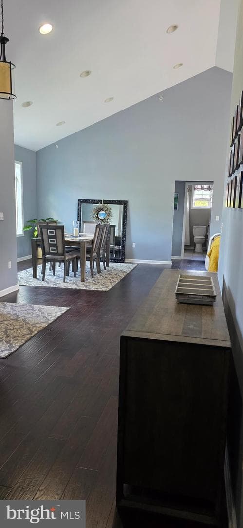 83 Graham Street photo 11