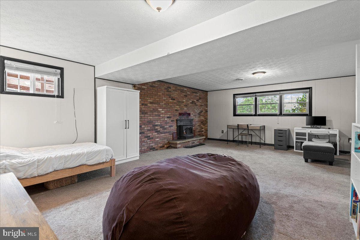 67 Meadow Road photo 34