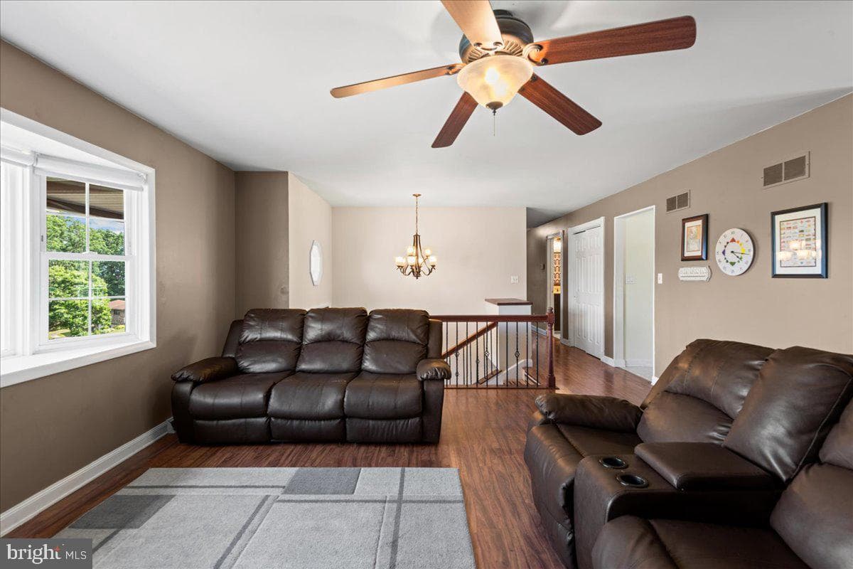 67 Meadow Road photo 5
