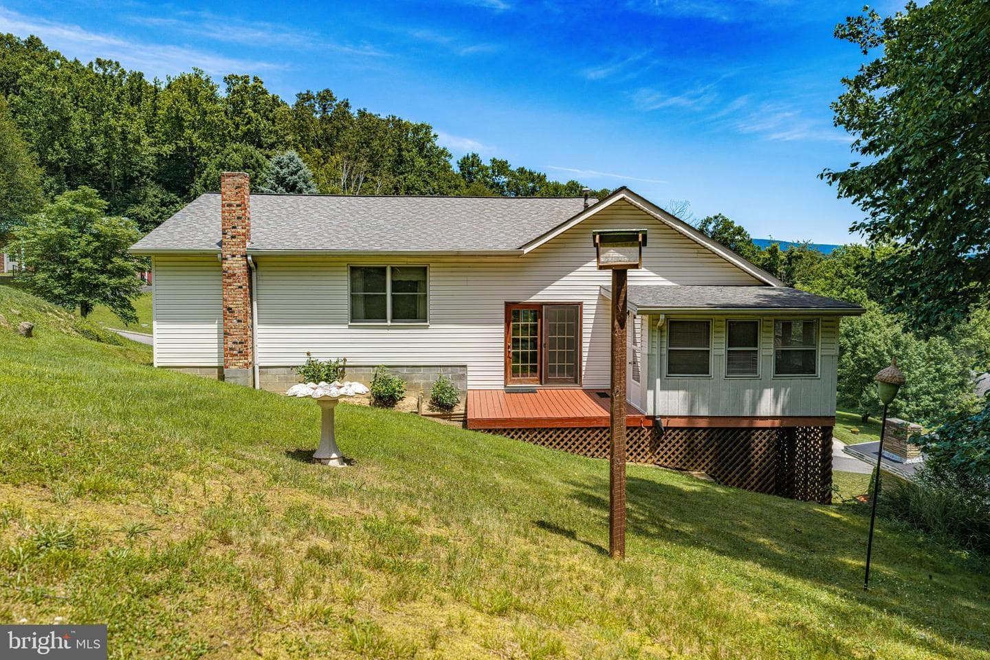 608 Wellington Lane photo 47