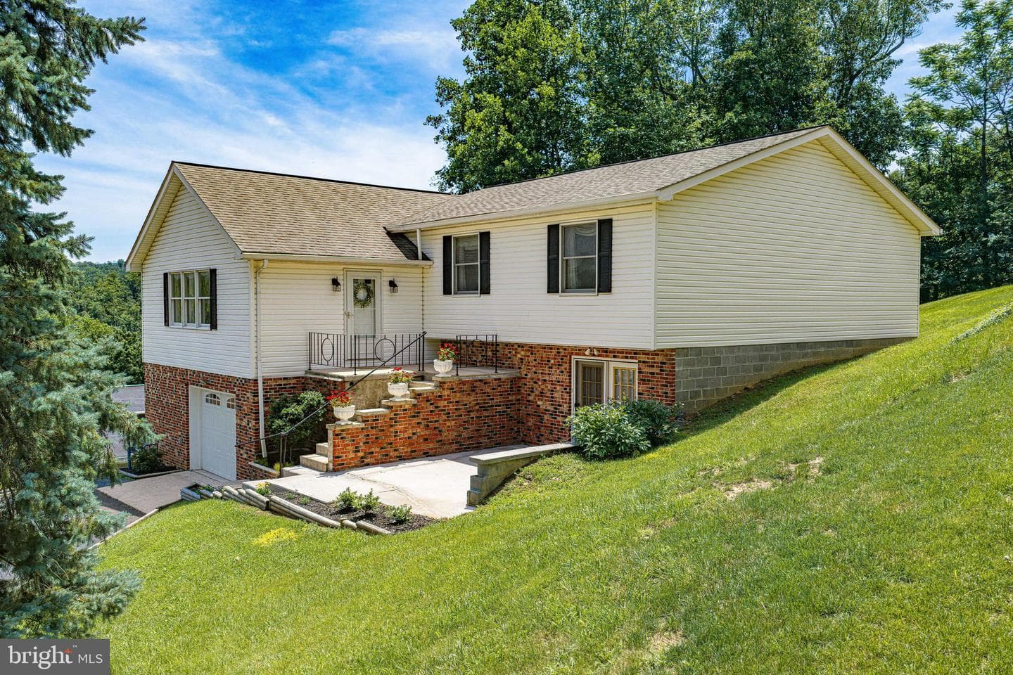 608 Wellington Lane photo 48