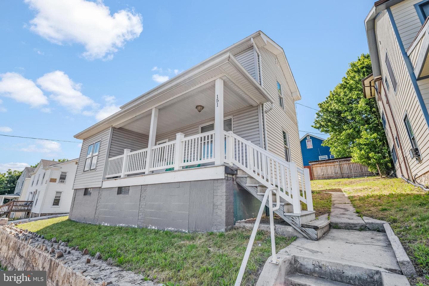 151 Maple Street photo 24