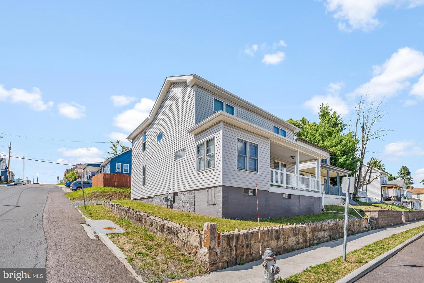 151 Maple Street photo 26